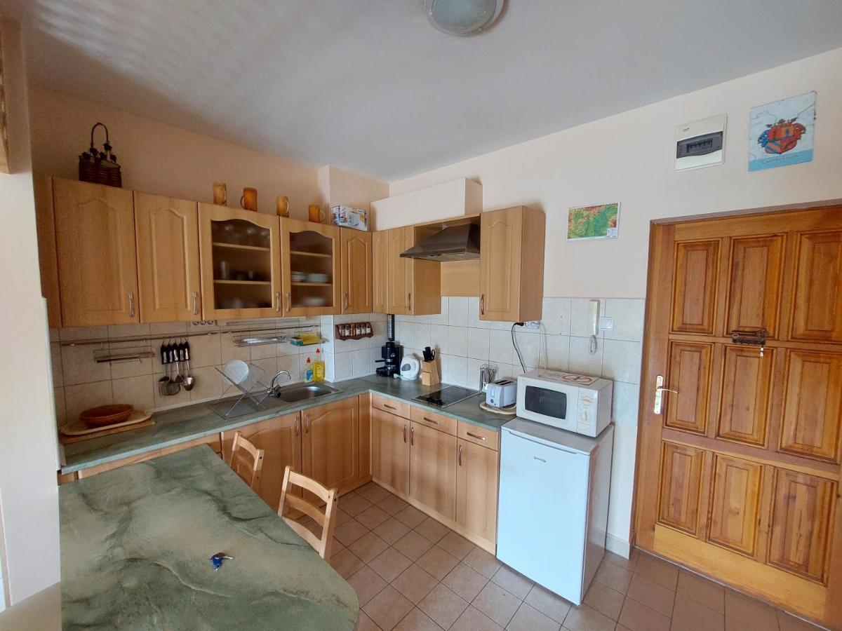 Cserke Napfény Apartman Cserkeszőlő Esterno foto