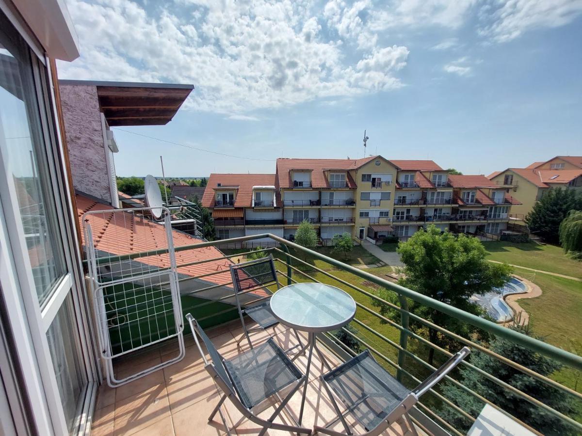 Cserke Napfény Apartman Cserkeszőlő Esterno foto