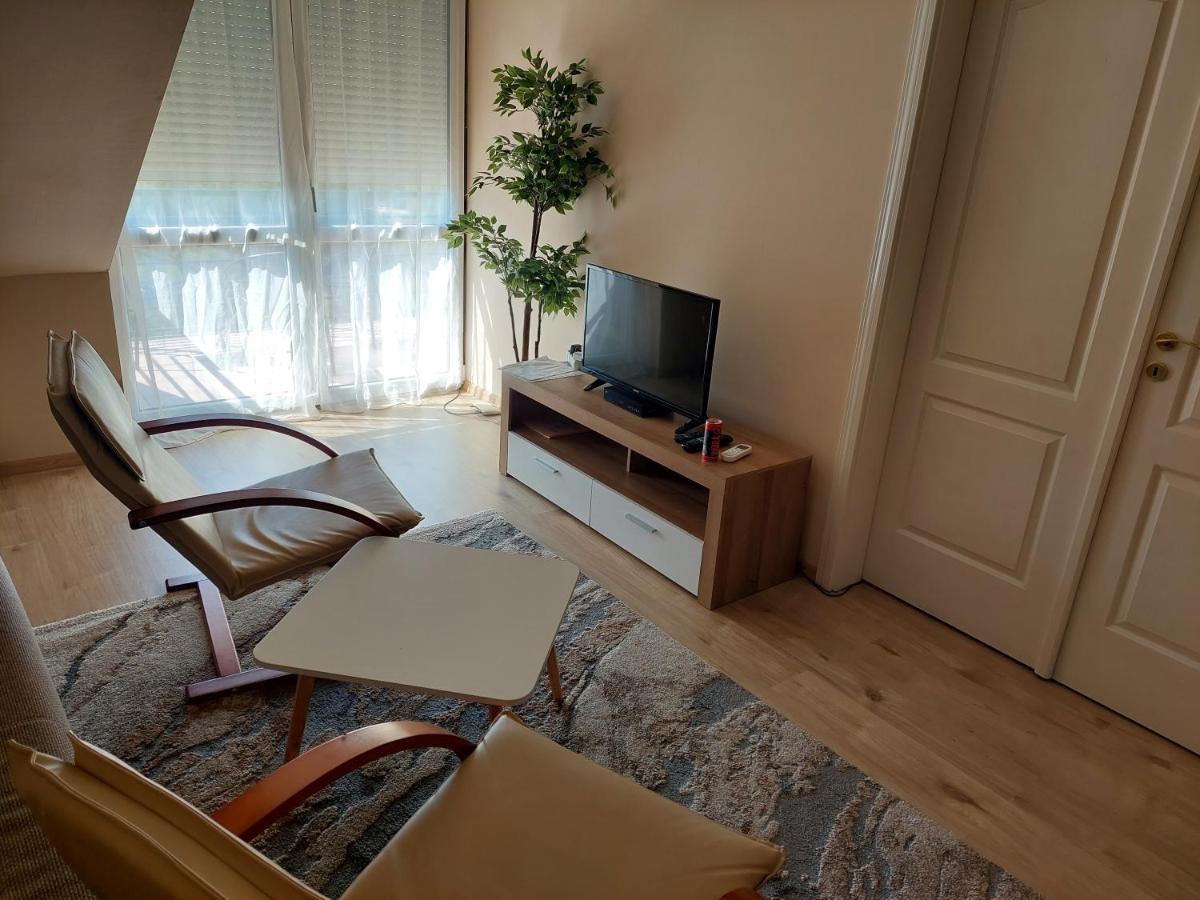 Cserke Napfény Apartman Cserkeszőlő Esterno foto