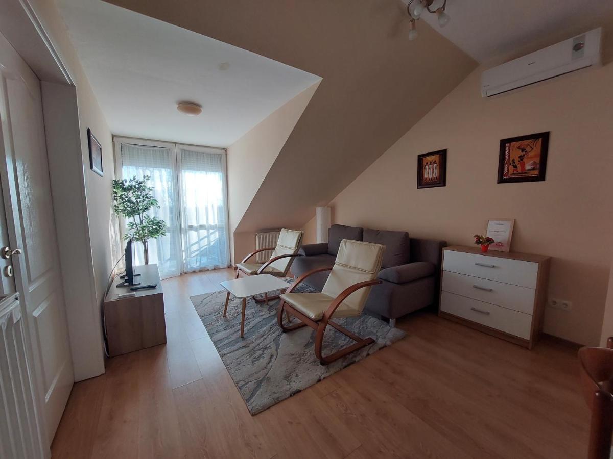 Cserke Napfény Apartman Cserkeszőlő Esterno foto